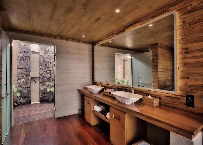 Elevate Bali Villa *